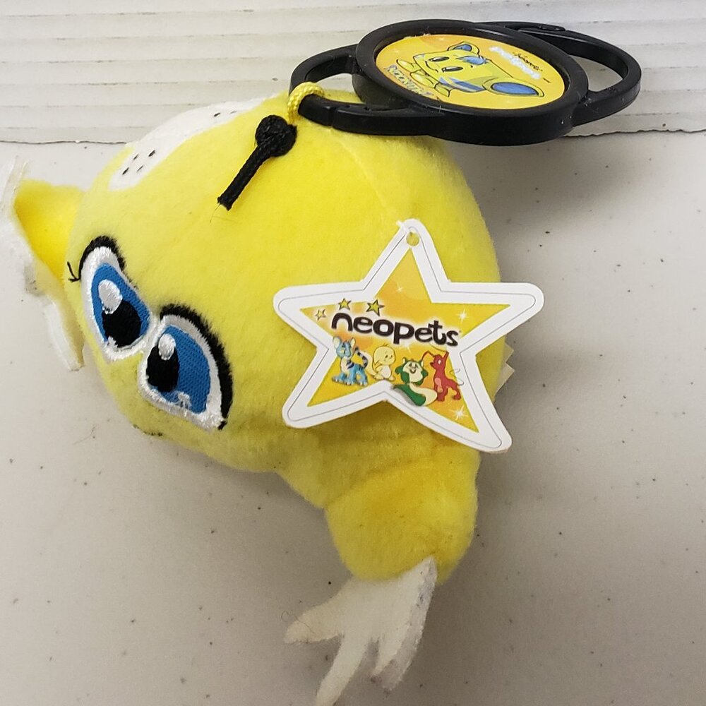 Neopets Yellow Kiko McDonald's Toy - Picture 4 of 7